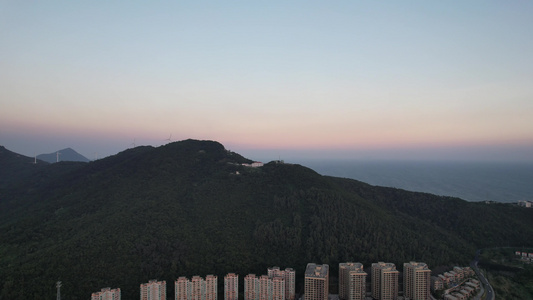 大海日落晚霞夕阳海浪海陵岛航拍视频