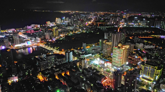 海南省三亚市三亚湾城市夜景交通车流航拍视频