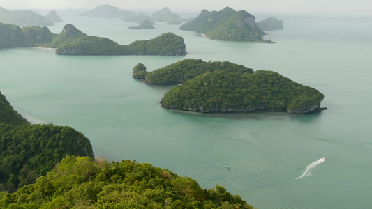 在旅游苏梅岛天堂热带度假胜地附近的安通国家海洋公园视频