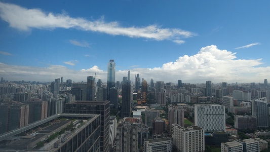 广州雨后的蓝天白云视频