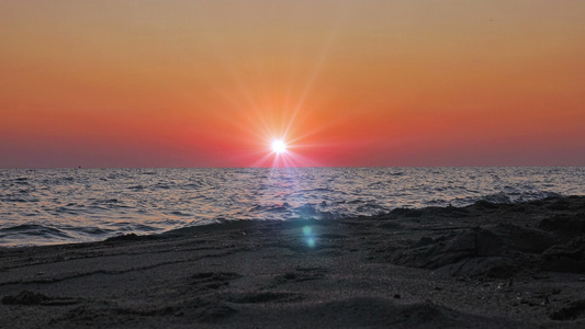 日出在海面上4公里视频