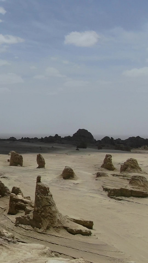 航拍青海俄博梁雅丹地貌地质视频青海旅游23秒视频