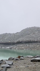 雪中的四川阿坝达古冰川自然美视频