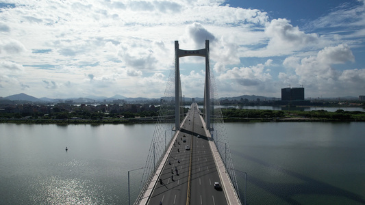 蓝天白云下的潮州大桥航拍视频