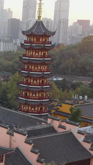 南京鸡鸣寺古建筑航拍视频旅游景区27秒视频