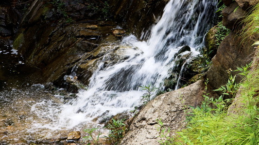 九如山风景区瀑布群夏季阳光下的飞瀑溪流高山瀑布视频