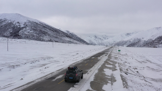 西藏冬天雪景自然风光4K航拍视频