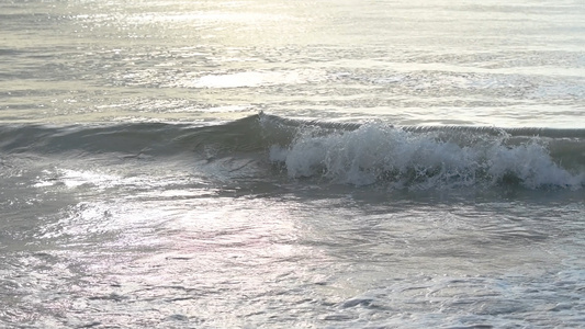 1080大海海浪升格视频