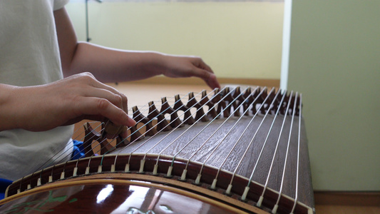 中国传统文化民族器乐古筝教学4k素材视频