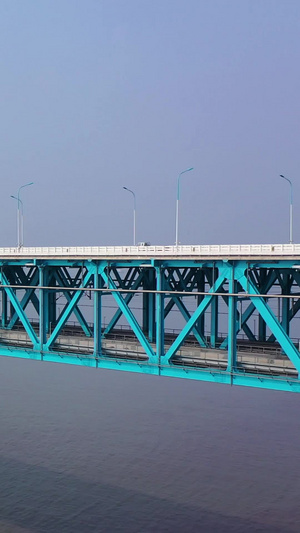 航拍沪苏通大桥建设沪苏通长江大桥100秒视频
