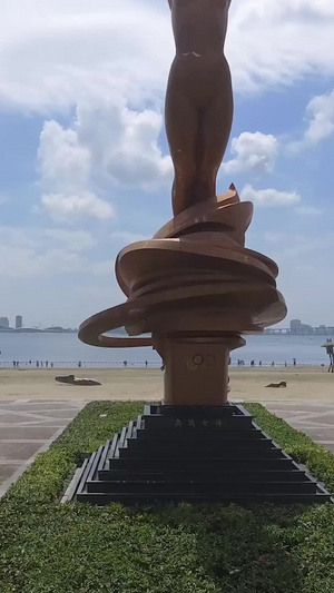 湛江沙滩航拍海边公园60秒视频