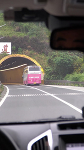 高速路汽车进入隧道第一视角汽车行驶视角视频