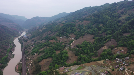 航拍云南昭通山区村落河流视频