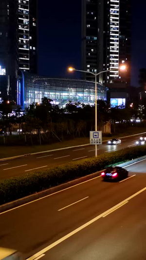 城市主干道夜景车流延时城市交通38秒视频