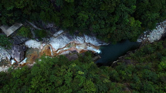 航拍5A安徽天堂寨风景区白马大峡谷翡翠潭视频视频