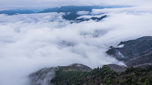 8K壮丽自然云海流瀑山峰山顶航拍延时8秒视频