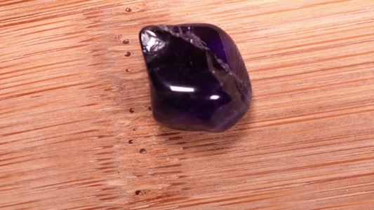 乌拉圭紫水晶矿石视频