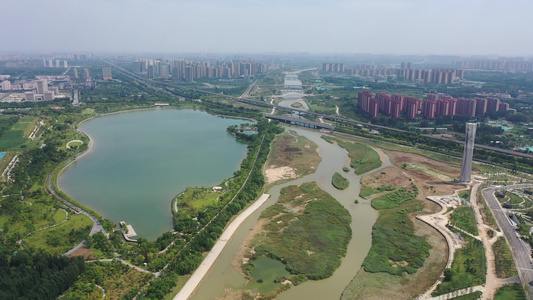 航拍河南郑州象湖生态湿地公园及贾鲁河水系视频