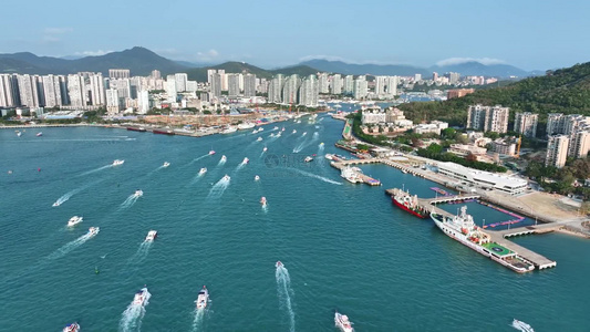 高视角航拍海南三亚三亚湾船港万艇出海延时视频