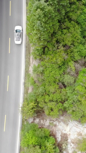 汽车广告拍摄航拍镜头转山公路9秒视频