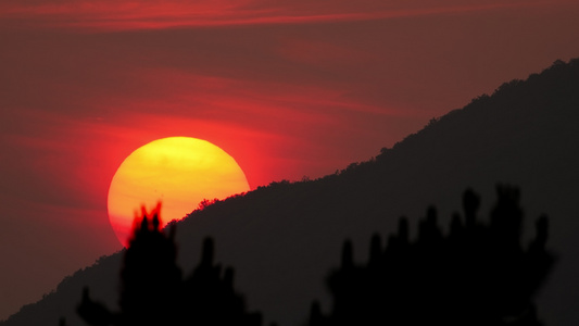 太阳日出日落夕阳傍晚黄昏清晨长焦特写4K视频