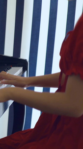 钢琴弹奏幼师音教培训班音乐培训视频