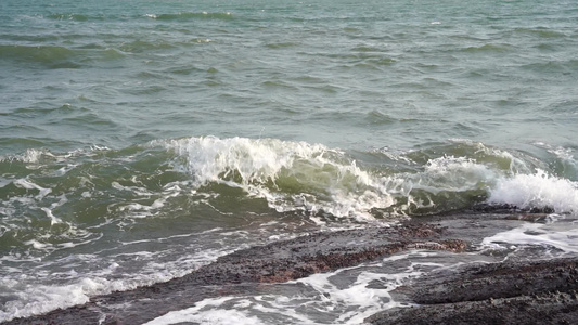 大海海浪浪花升格视频视频