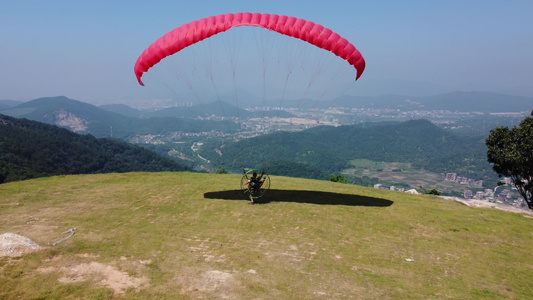 滑翔伞飞行 天空 视频