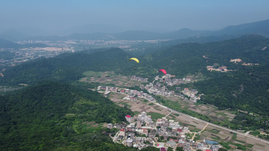 滑翔伞飞行 天空 视频