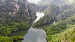 宝峰湖游船航拍4K8秒视频