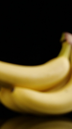 香蕉新鲜水果剥香蕉热带水果40秒视频