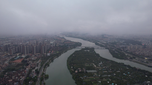 雨后的河流航拍视频