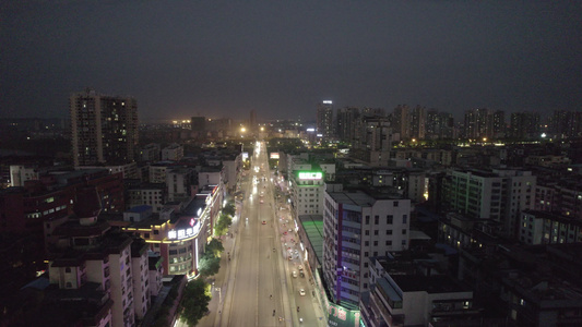 航拍衡阳船山大道夜景视频