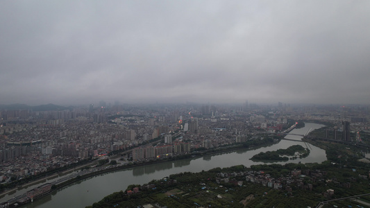 雨后的河流航拍视频