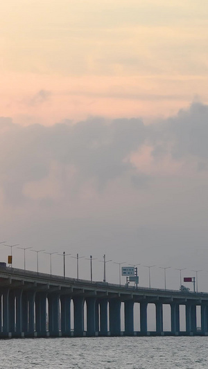 广深沿江高速的日落三伏天17秒视频