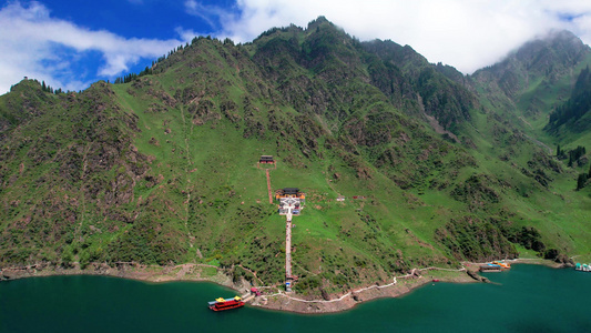 航拍5A国家级风景区天山天池景区景点西王母庙视频视频