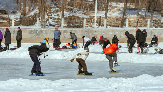 冰雪运动滑冰溜冰儿童视频