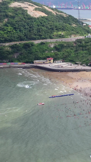 江苏连云港连岛景区海水浴场夏季风光32秒视频