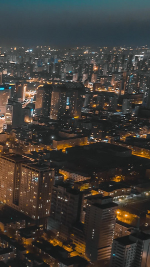 多片城市车流夜景天际线航拍延时沈阳夜景14秒视频