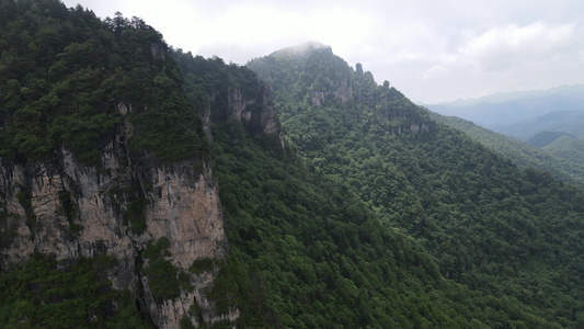 祖国壮丽河山湖北神农架天燕景区航拍视频