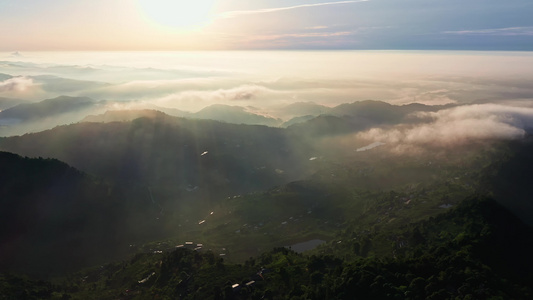 成都龙泉山日出云海航拍视频