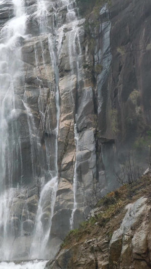 天台山大瀑布实拍合集含水声高山流水59秒视频