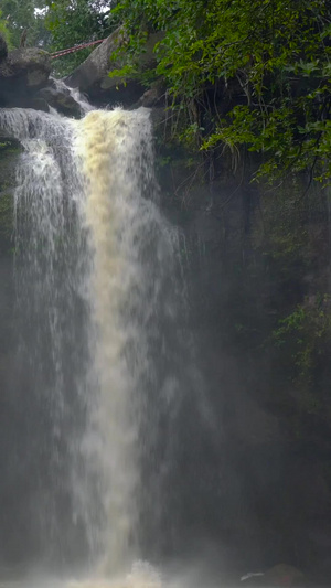 森林深处瀑布实拍合集含声音高山流水55秒视频