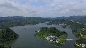 航拍贵州百花园千岛湖风景区56秒视频