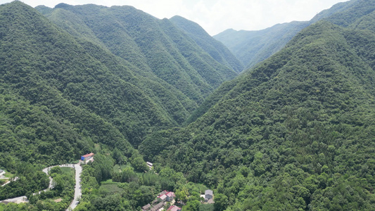 祖国壮丽山河青山蓝天白云自然风光航拍视频