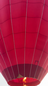 热气球飞行4K实拍视频[拖伞]视频