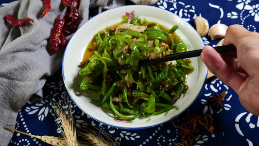 青椒肉丝美味家常菜视频