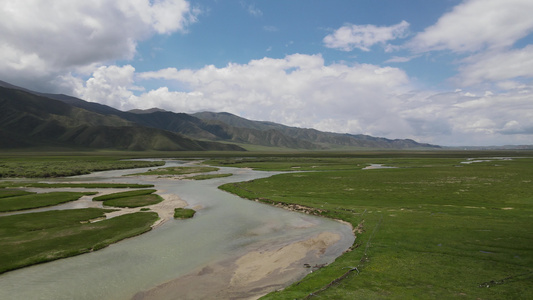 航拍新疆独库公路自然风光视频