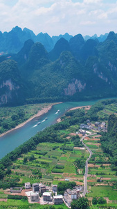 桂林旅游桂林漓江精华游山水游船风光航拍山水旅游视频