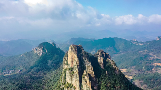 浙江浦江仙华山少女峰风光航拍延时摄影视频